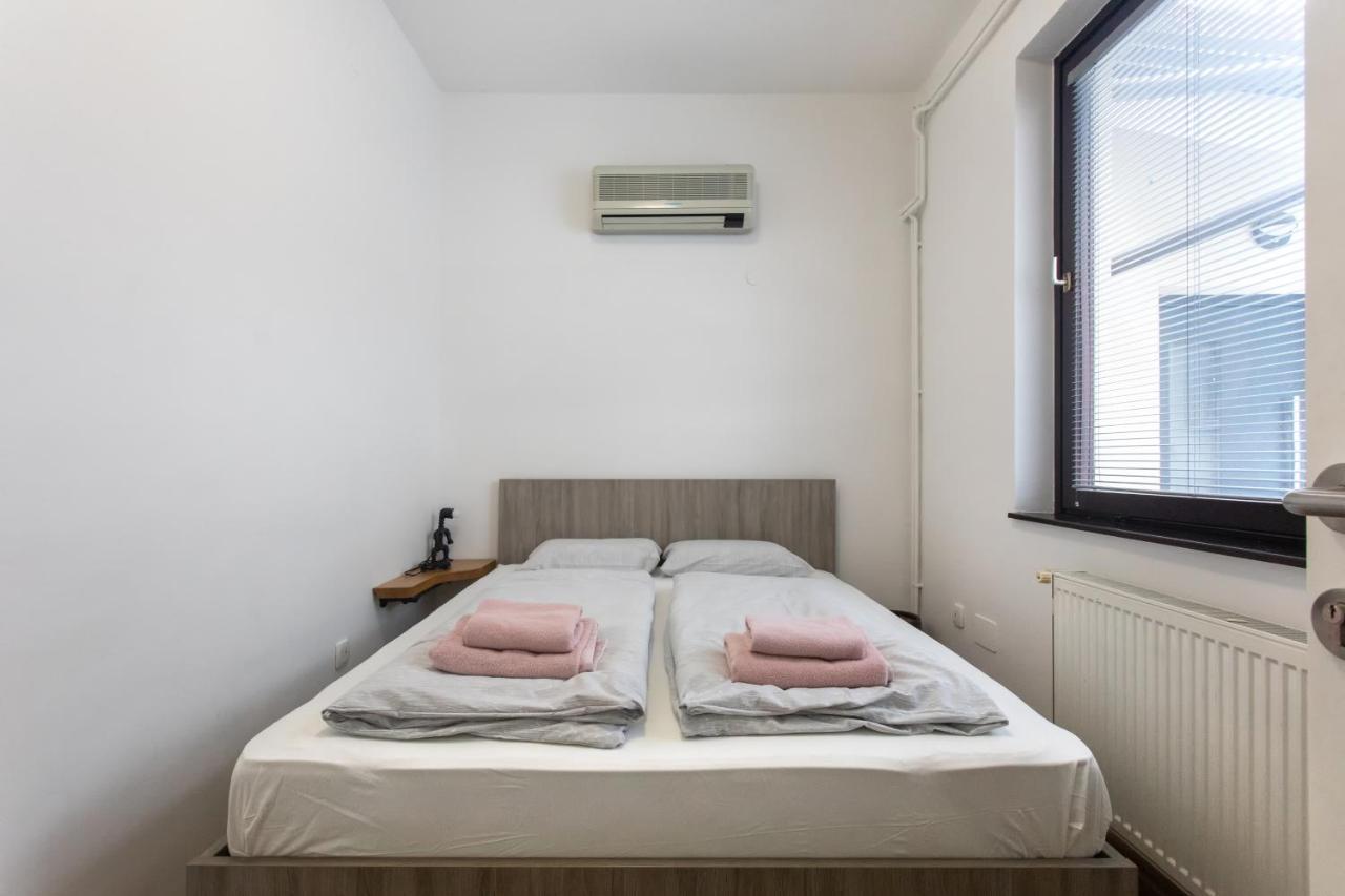 Big Pipe Apartment Любляна Экстерьер фото
