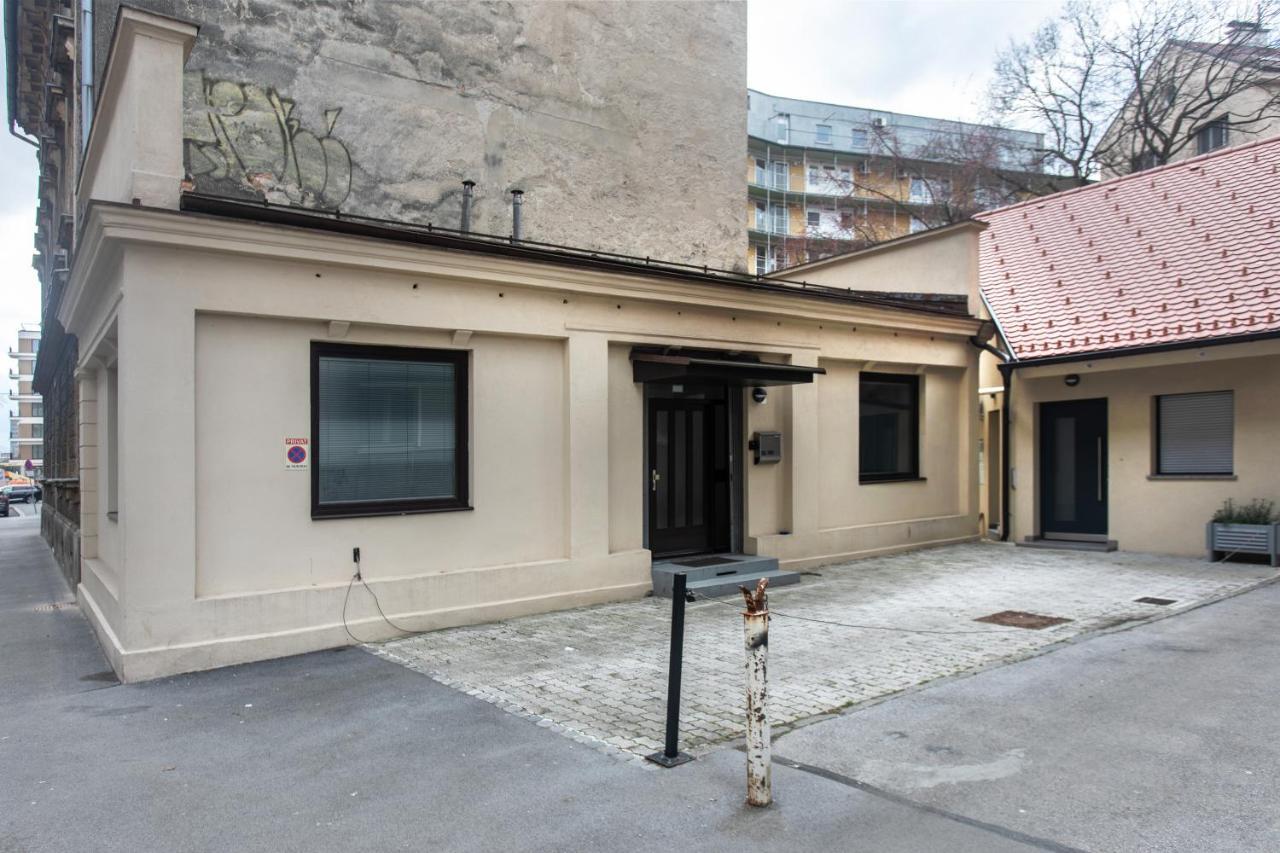 Big Pipe Apartment Любляна Экстерьер фото